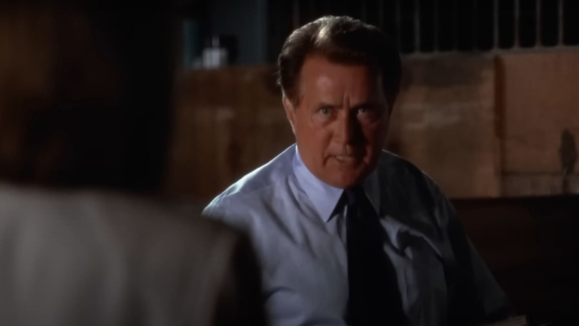 The POTUS dealing with his staff in season 3 (Image via YouTube/The West Wing)